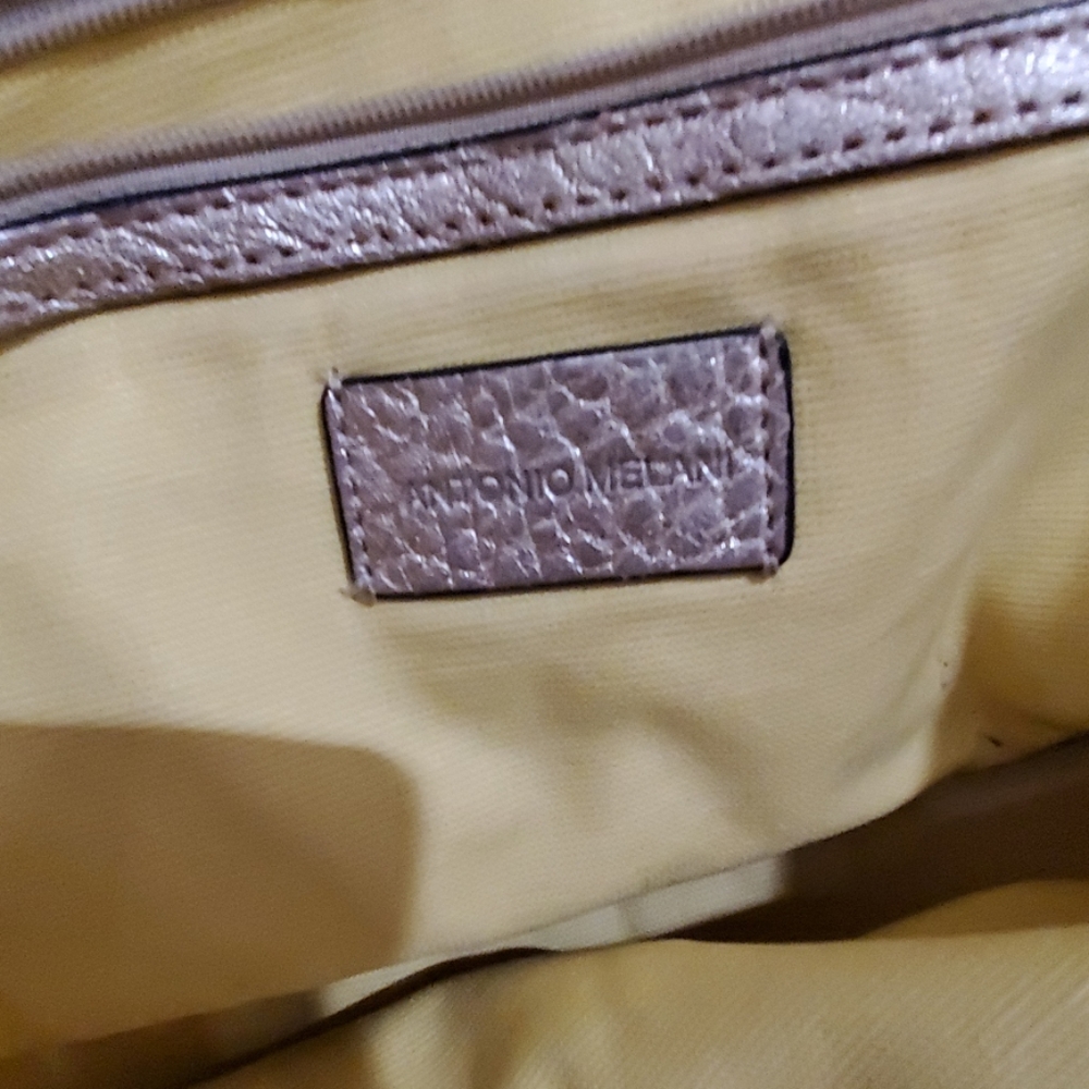 Purse - Picture 2 of 3